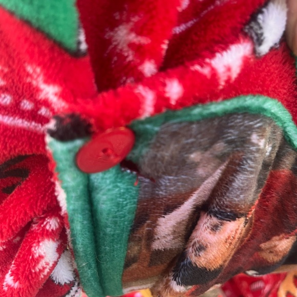 FRIENDS RED HOLIDAY ADULT SLEEPWEAR 2X FOOTLESS - Picture 6 of 11